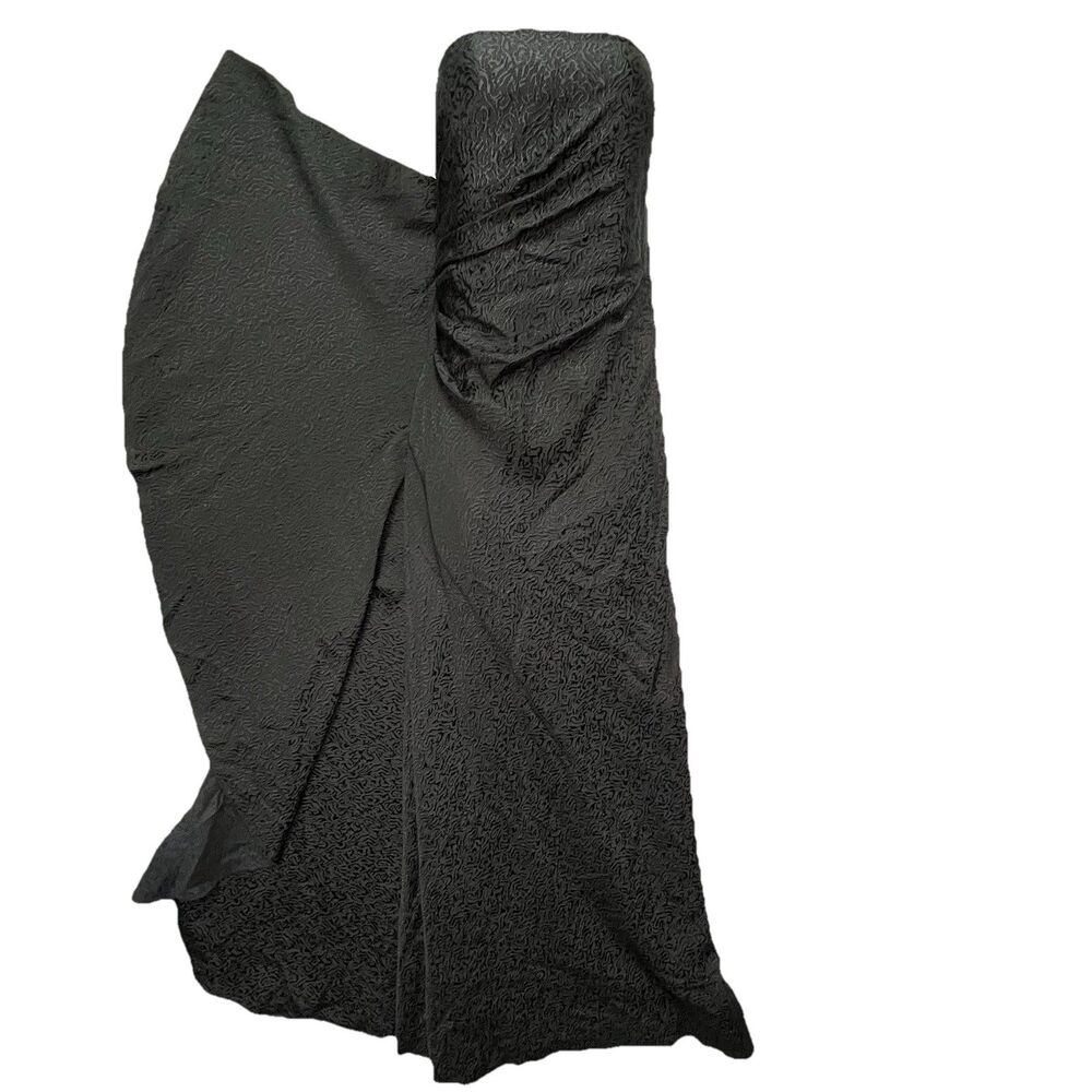 NWT BCBG Max Azria Black Strapless Jacquard Ruffle Gown Dress Size 6 Coquette